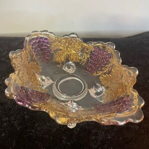 Purple Grapes Glass Serving Bowl Inverted Embossed Gold Leaves Scalloped Footed